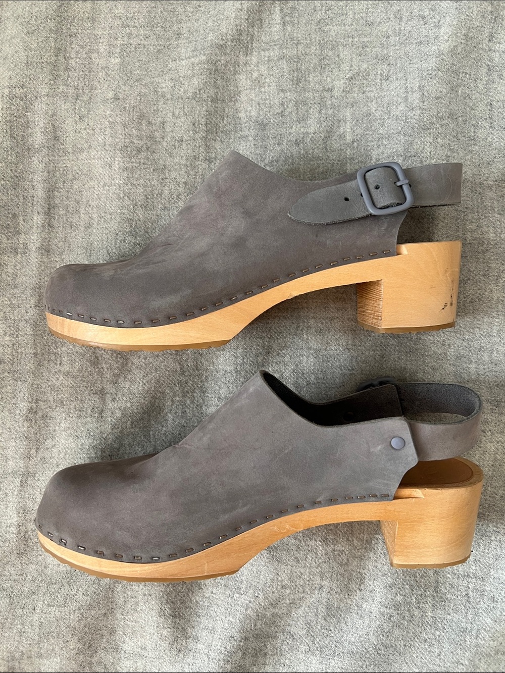 RARE ARCHIVAL Bryr Studio Suzie Closed Toe Clogs | Cement Nubuck Grey 11 / 41